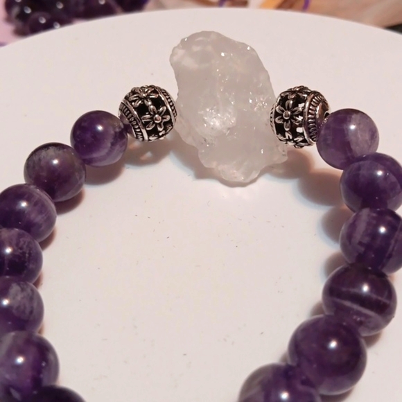 Amethyst & Quartz Beaded Stretch Bracelet - Picture 5 of 6